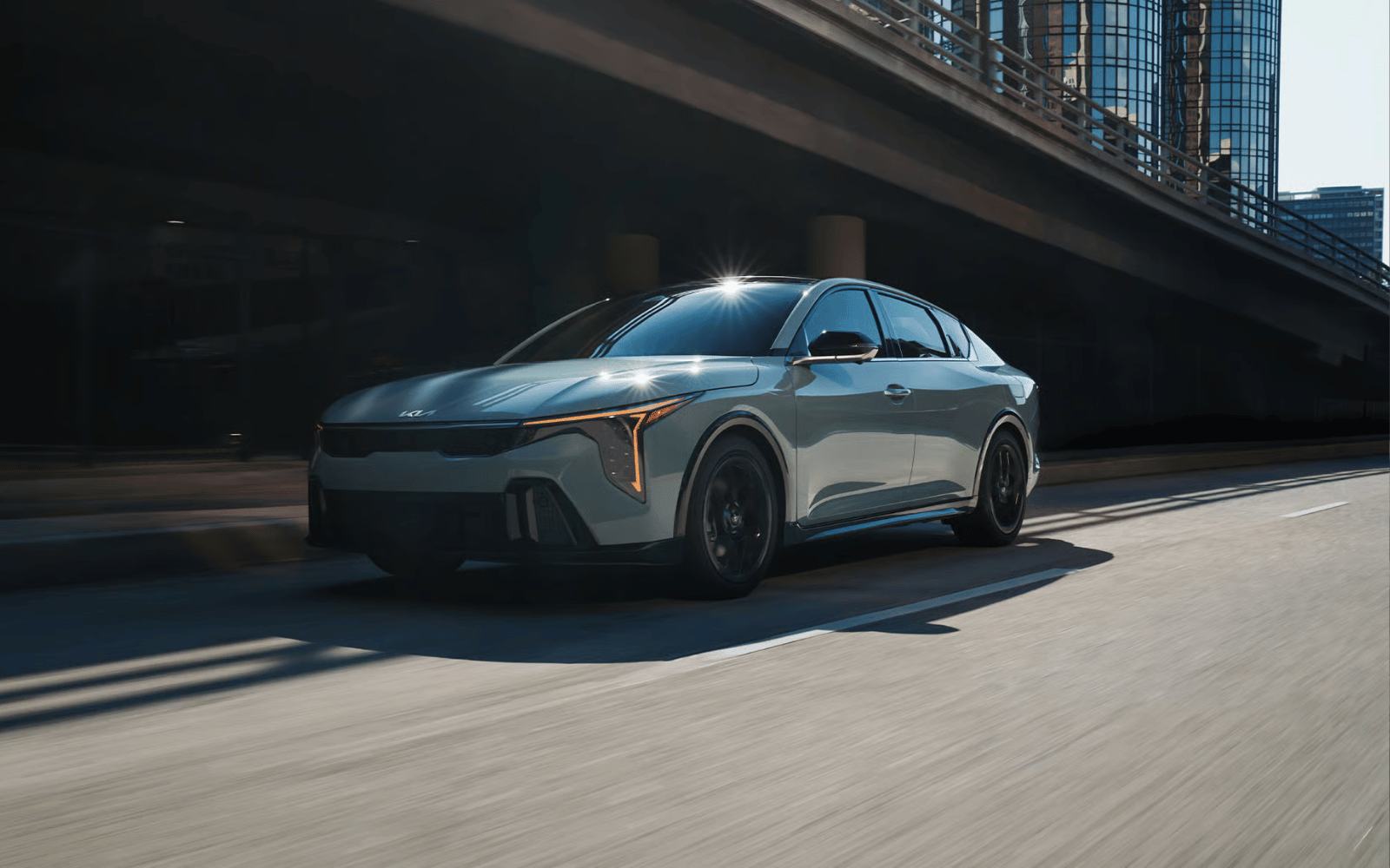 Kia K4