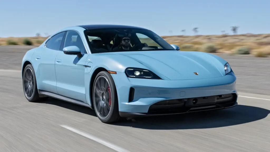  Porsche Taycan