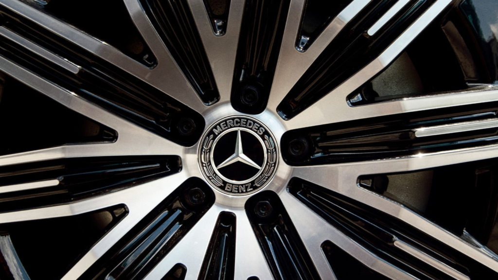 Mercedes-Benz EQS SUV