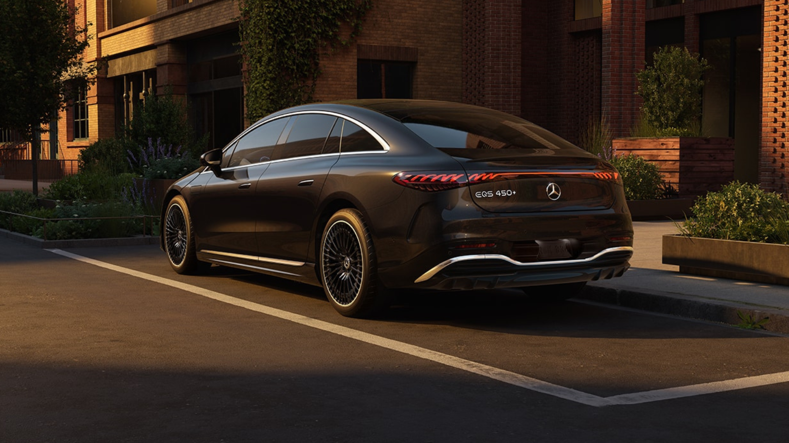 Mercedes-Benz EQS Sedan