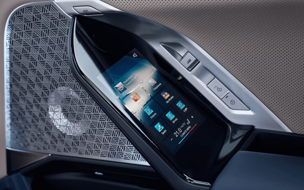 BMW i7