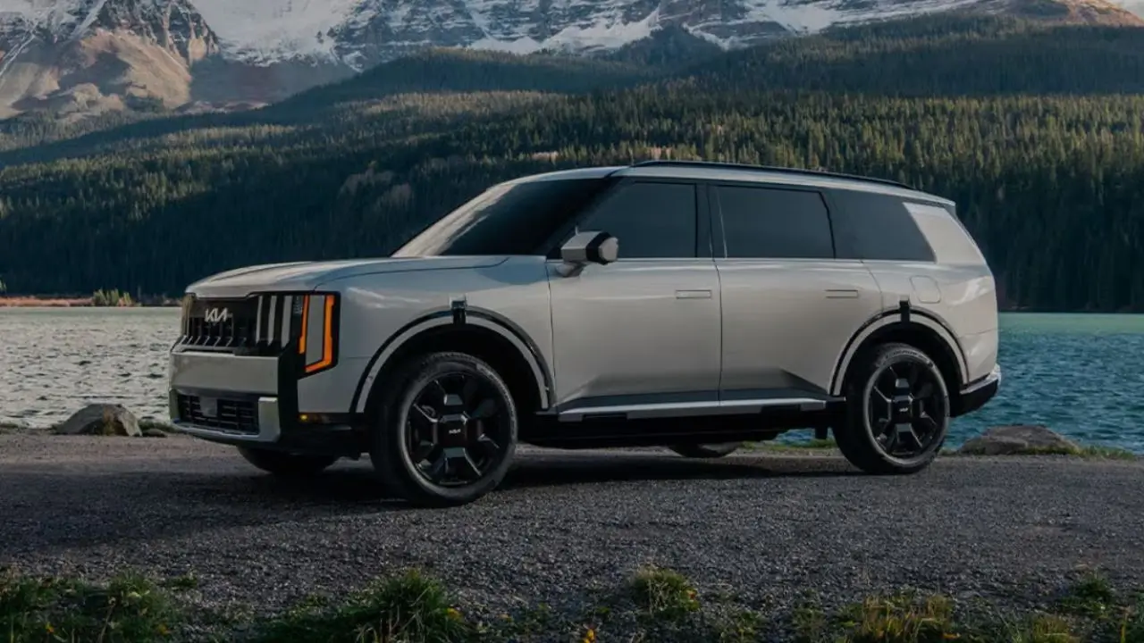 Best Cars for Long Road Trips